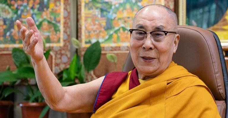 Dalai Lama Enfatiza Ação Global pelo Clima em Novo Livro